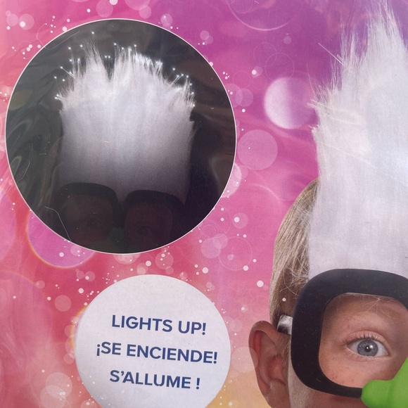 Trolls World Tour Diamond Glasses - Picture 4 of 5